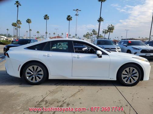 2024 Toyota Mirai Base