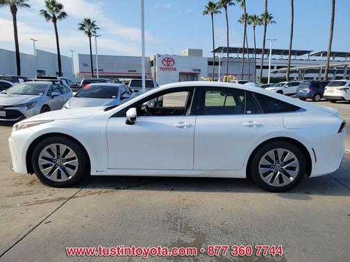 2024 Toyota Mirai Base