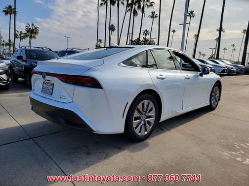 2024 Toyota Mirai Base