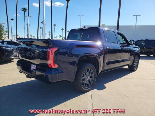 2023 Toyota Tundra Hybrid Platinum