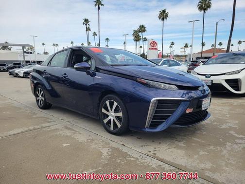 2016 Toyota Mirai Base