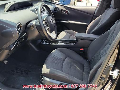 2016 Toyota Prius Four