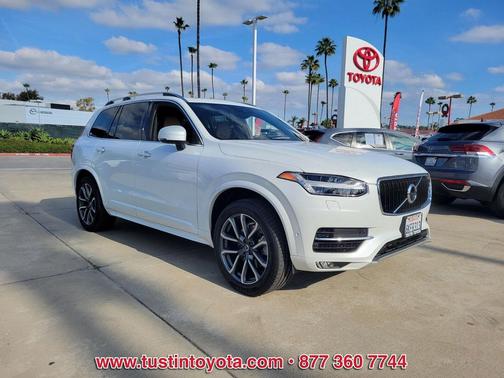 2019 Volvo XC90 T6 Momentum