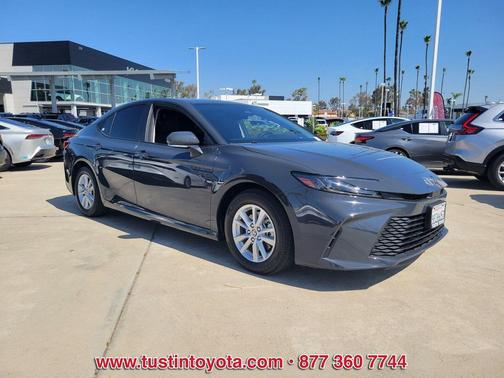 Underground 2025 Toyota Camry LE