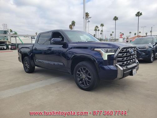 2022 Toyota Tundra Hybrid Platinum