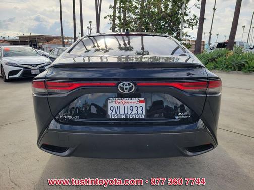 Black 2025 Toyota Mirai Base