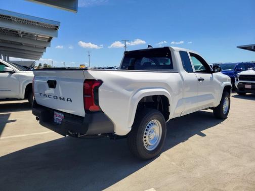 2025 Toyota Tacoma SR