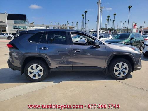 Magnetic Gray Metallic 2022 Toyota RAV4 LE