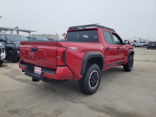 2025 Toyota Tacoma TRD Off-Road