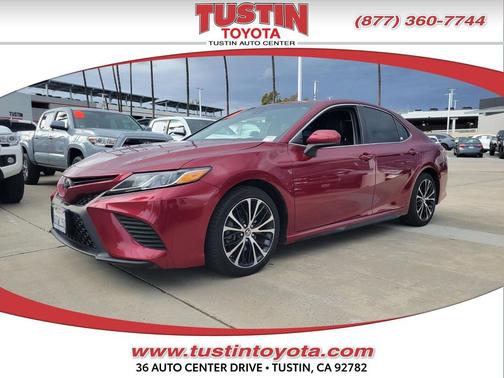2018 Toyota Camry SE