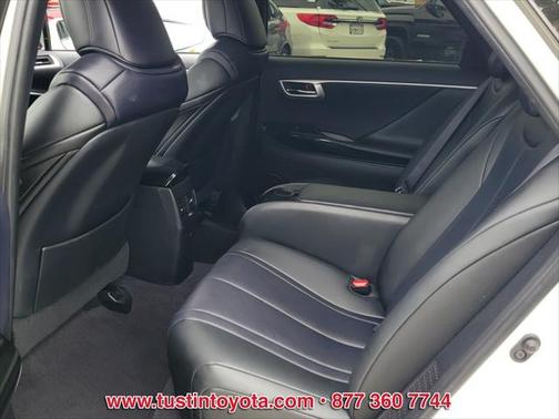 2018 Toyota Mirai Base