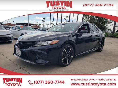 Midnight Black Metallic 2019 Toyota Camry XSE