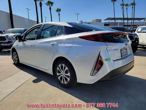 2022 Toyota Prius Prime XLE