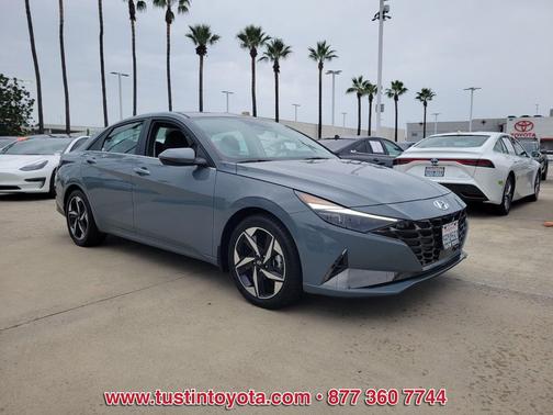 2022 Hyundai ELANTRA HEV Limited