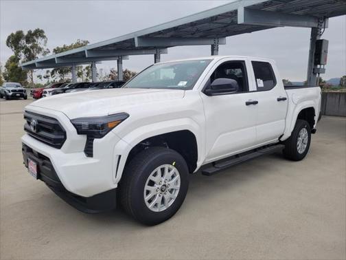 2025 Toyota Tacoma SR