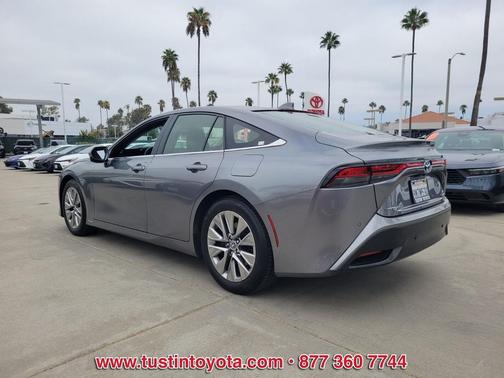 2024 Toyota Mirai Base