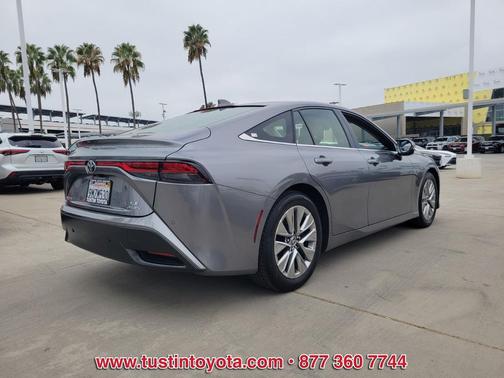 2024 Toyota Mirai Base
