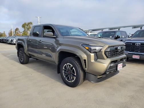 2025 Toyota Tacoma TRD Sport