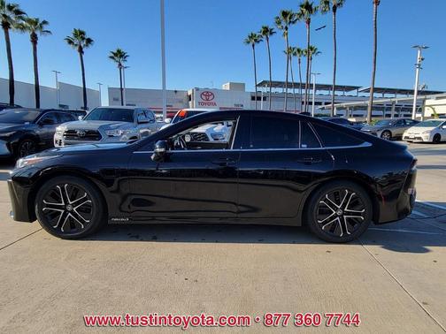 2023 Toyota Mirai Base