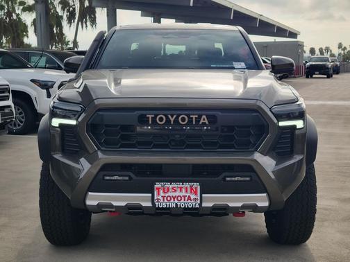 2025 Toyota Tacoma Hybrid Trailhunter
