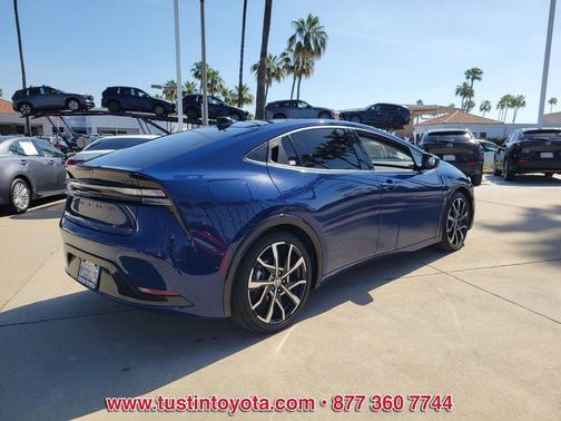 2024 Toyota Prius Prime SE