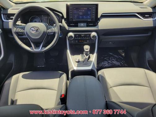 2022 Toyota RAV4 Hybrid XLE Premium
