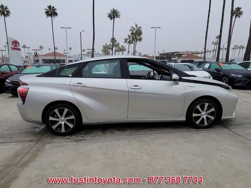 2019 Toyota Mirai Base