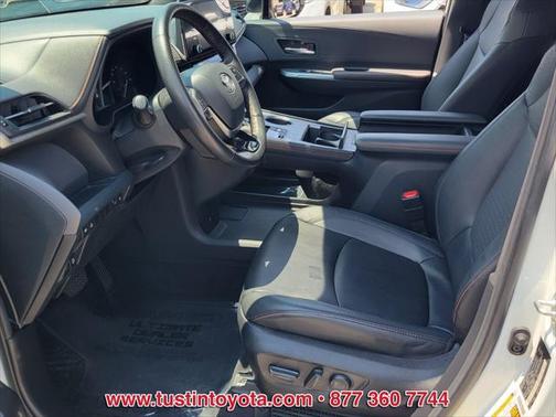 2023 Toyota Sienna XSE 7 Passenger