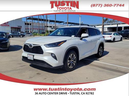 2022 Toyota Highlander XLE
