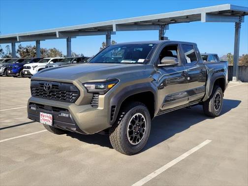 2025 Toyota Tacoma TRD Off-Road