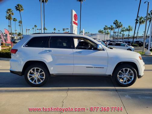 2020 Jeep Grand Cherokee Summit