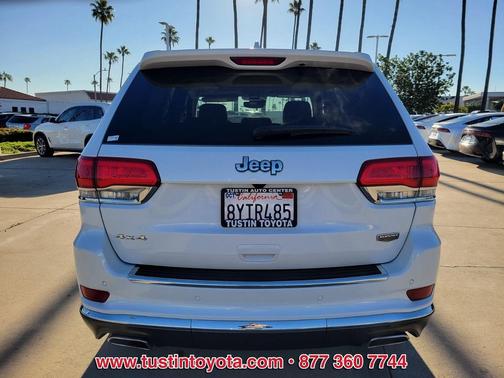 2020 Jeep Grand Cherokee Summit