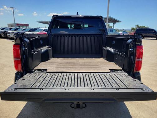 2025 Toyota Tacoma Hybrid TRD Off Road