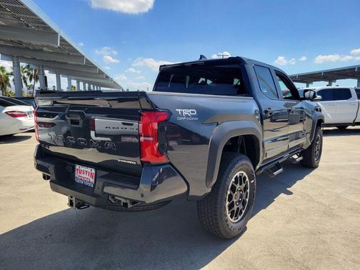 2025 Toyota Tacoma Hybrid TRD Off Road