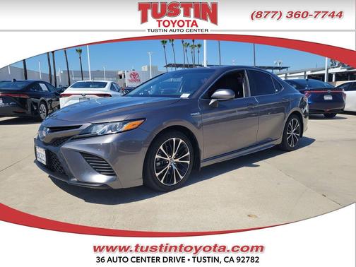 Predawn Gray Mica 2020 Toyota Camry SE