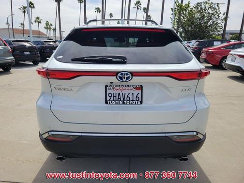 Wind Chill Pearl 2023 Toyota Venza XLE