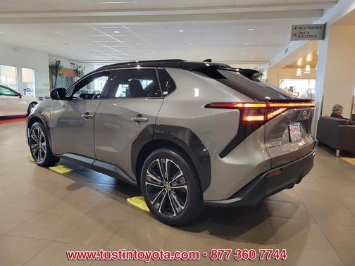 2023 Toyota bZ4X XLE