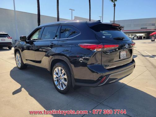 2023 Toyota Highlander Hybrid Limited