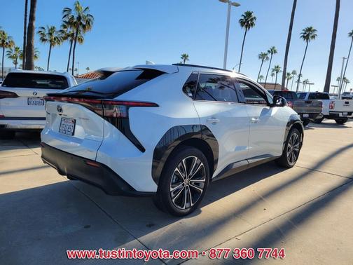 2023 Toyota bZ4X Limited