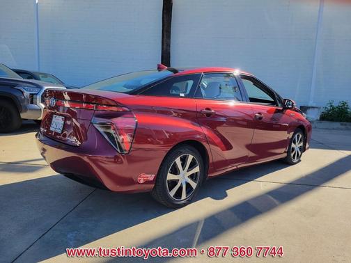 2017 Toyota Mirai Base