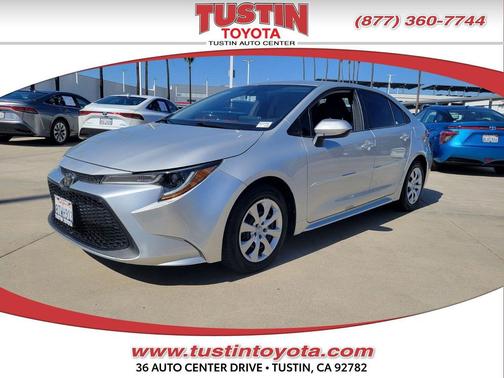Classic Silver Metallic 2021 Toyota Corolla LE