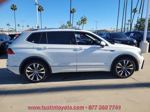 2019 Volkswagen Tiguan 2.0T SEL Premium R-Line