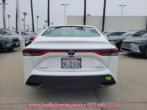 2023 Toyota Mirai Base