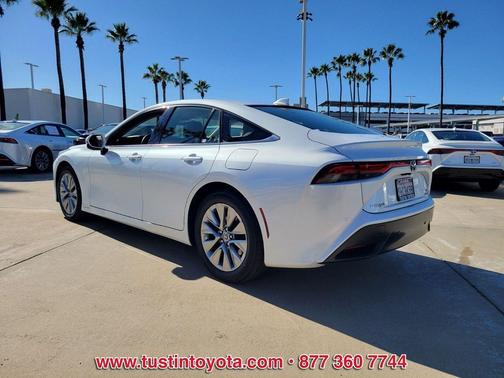 2023 Toyota Mirai Base