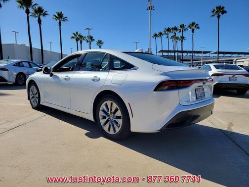 2023 Toyota Mirai Base