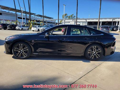 Black 2023 Toyota Mirai Base