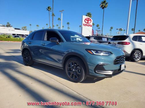 2025 Honda HR-V 2WD Sport