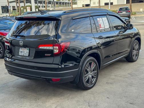 Crystal Black Pearl 2022 Honda Pilot 2WD Sport