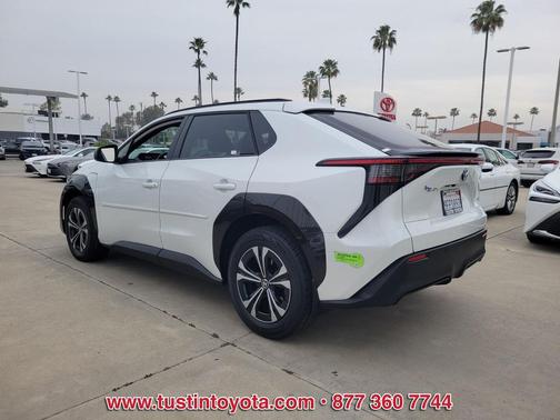 2023 Toyota bZ4X XLE