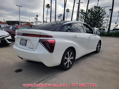 2019 Toyota Mirai Base